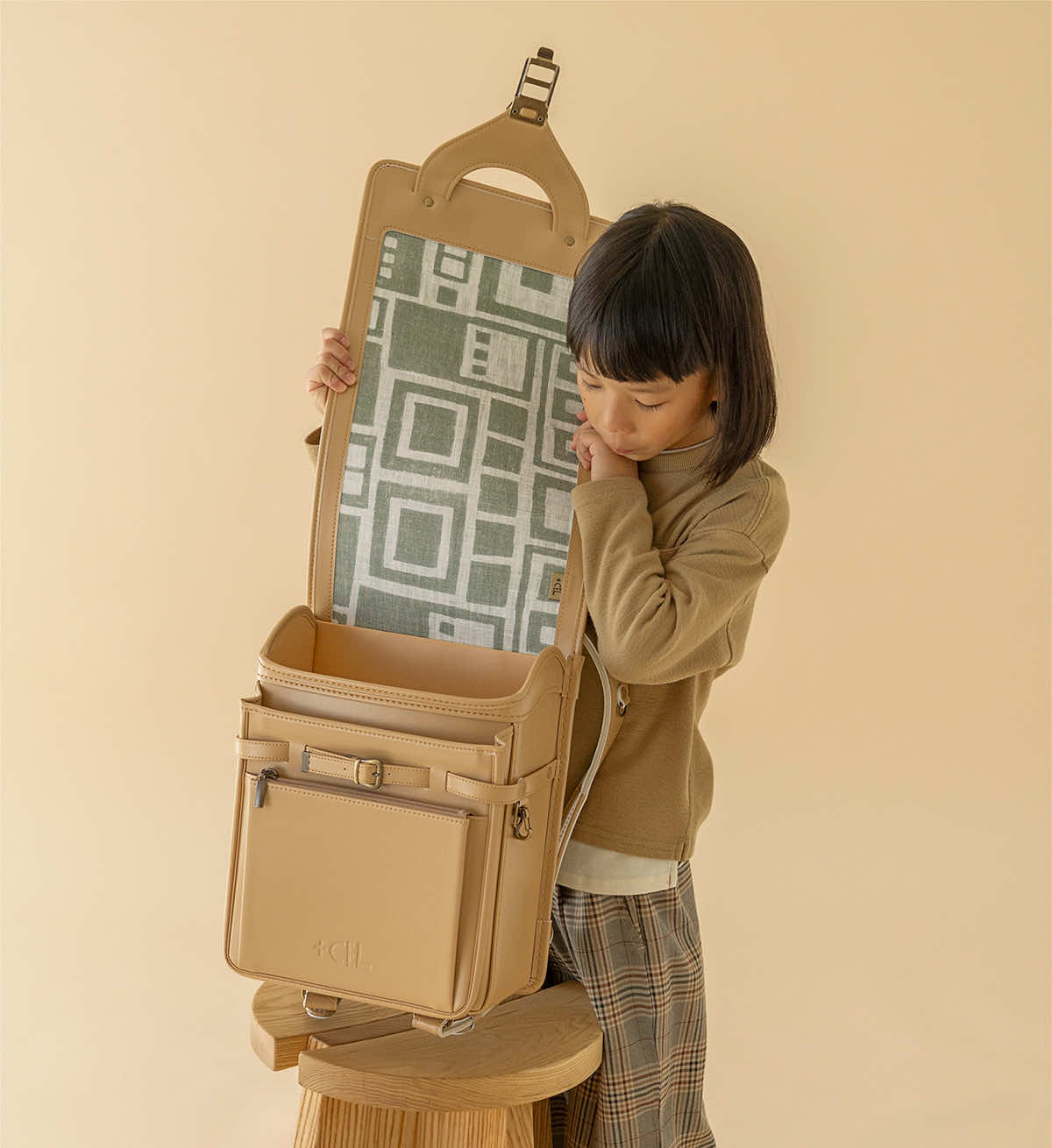 PLAIN　べージュ　よろこび ベージュ よろこび