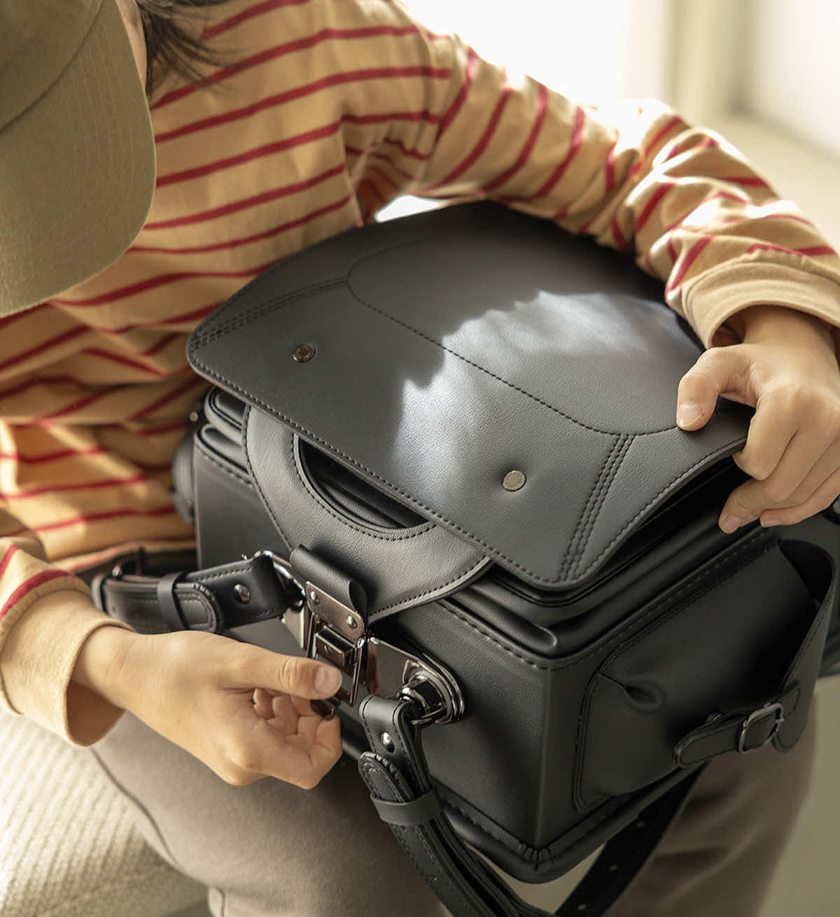 ARTISAN ブラック ブラック