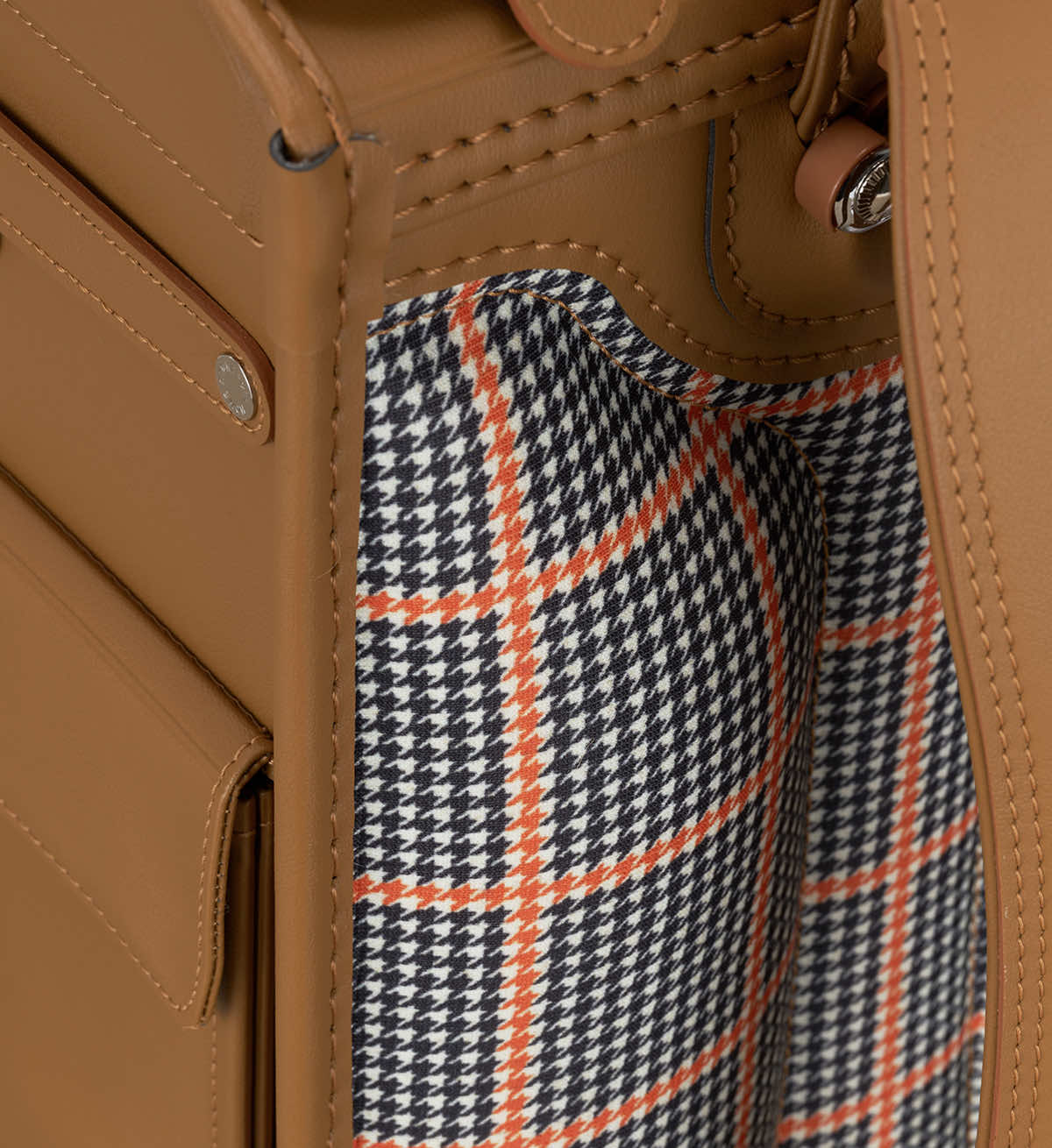 NOBLE レッド レッド